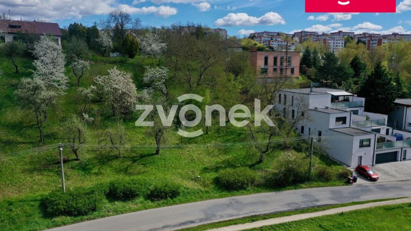 Prodej zahrady 864 m², Zlín - Mladcová