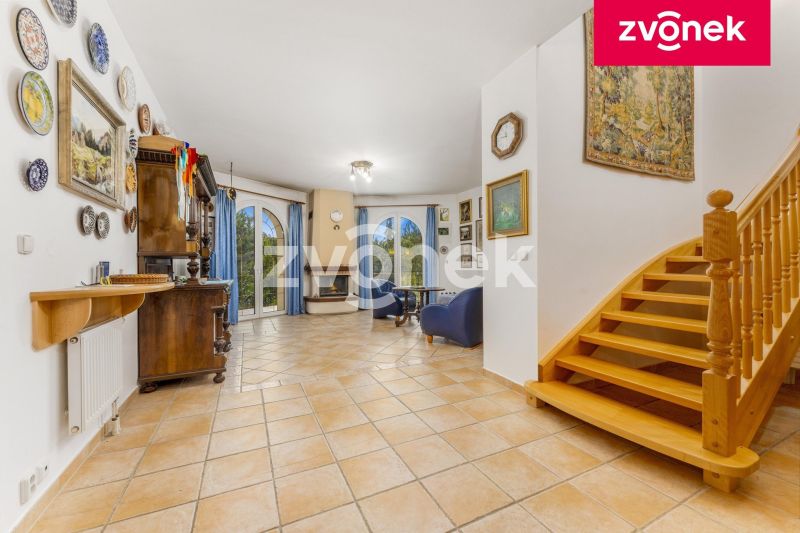 Prodej rodinného domu 180 m², Pozlovice