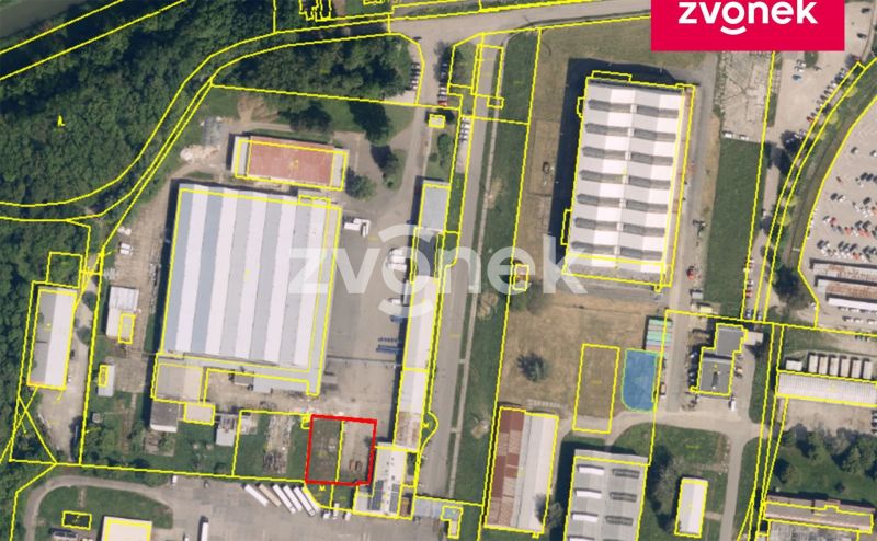 Pronájem parkoviště v průmyslovém areálu - Kunovice