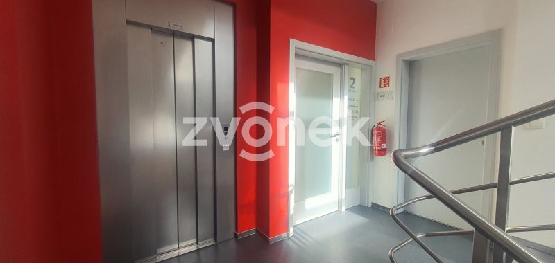 Pronájem kanceláře 59 m², Zlín