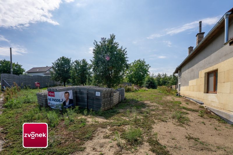 Prodej stavebního pozemku 800 m², Kroměříž - Těšnovice