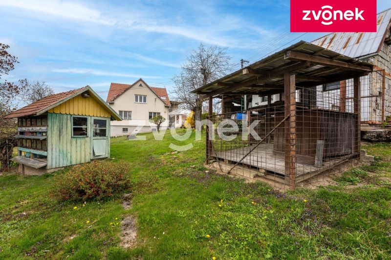 Prodej rodinného domu 300 m², Ublo