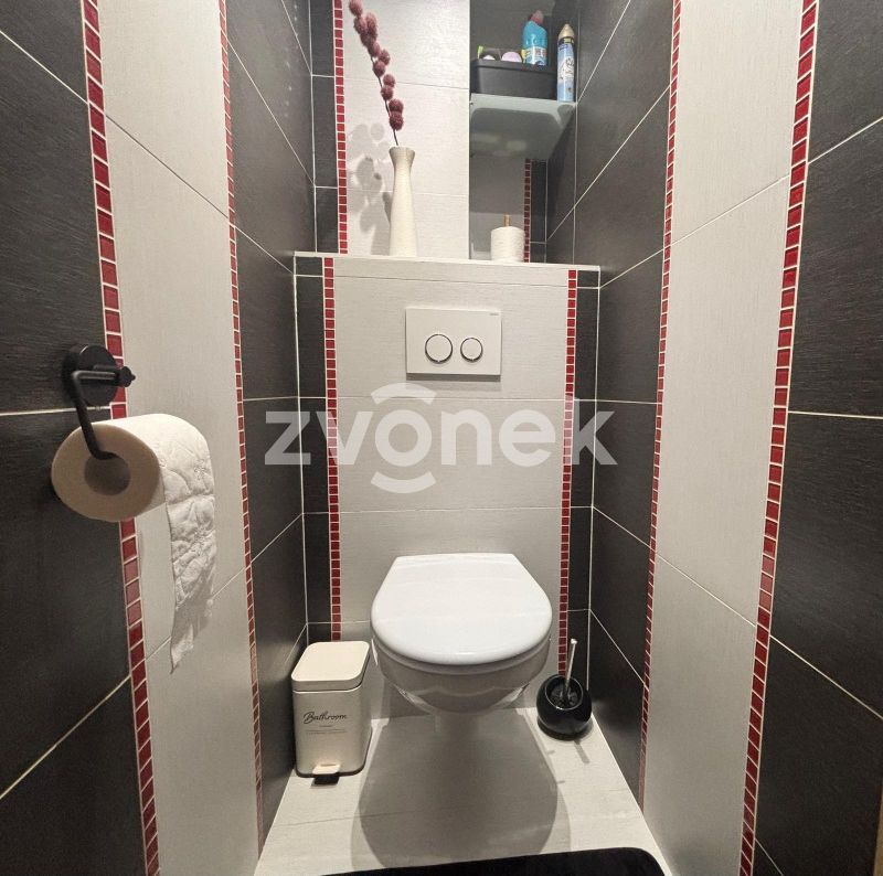 3+1 po celkově rekonstrukci s nádherným výhledem, 86m2 – Kroměříž, ul. Zborovská