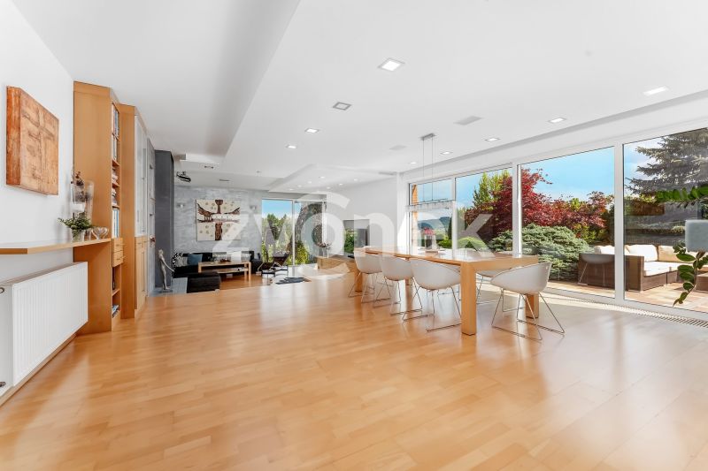 Velkorysá rodinná vila 7+1, 479 m², pozemek 1 503 m² – Zlín, Nivy IV