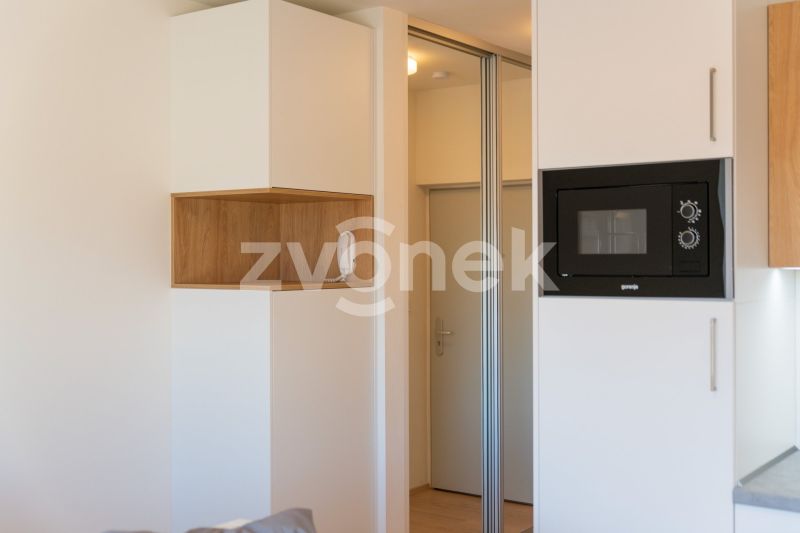 Moderní byt 1+kk 31 m² s garážovým stáním, Zlín