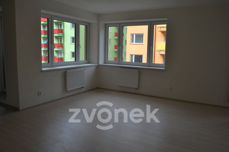 Pronájem bytu 2+kk 55 m², Vsetín - Rokytnice