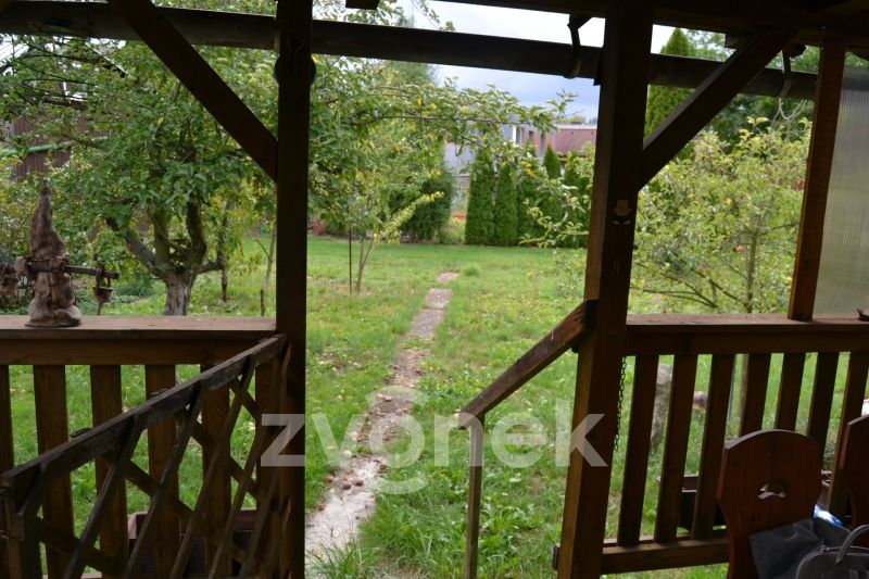 Chatka v zahrádkářské osadě,  Poličná