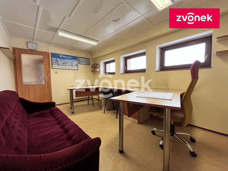 Pronájem skladu 210 m², Sazovice