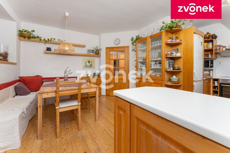 Prodej rodinného domu 312 m², Hvozdná