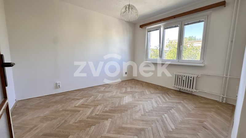 Pronájem bytu 2+1, Milíčova, Zlín - Malenovice s lodžií