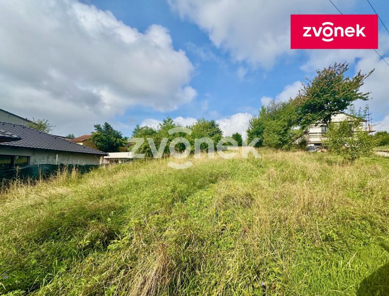 Prodej stavebního pozemku 2 630 m², Zlín - Lhotka
