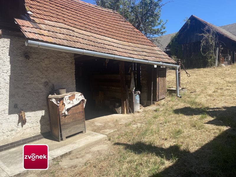 Prodej rodinného domu s velkou zahradou, Vlachovice - Vrbětice