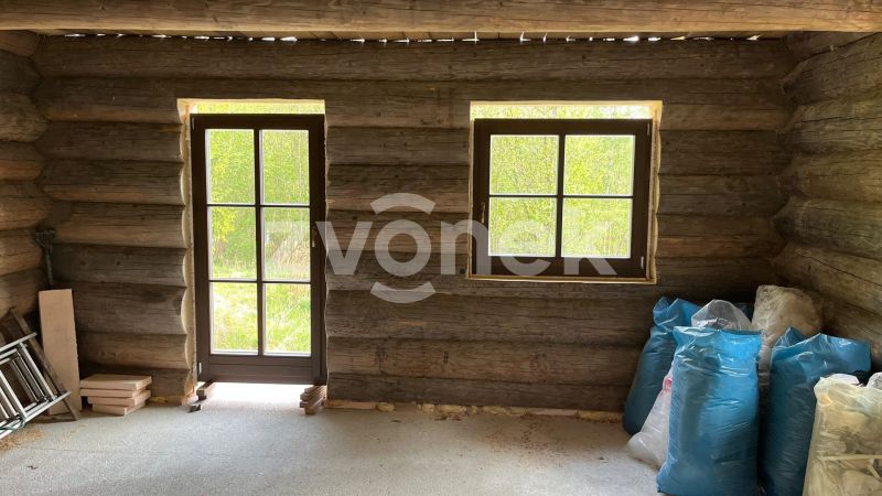 Rozestavěná chata k dokončení, Lazy pod Makytou
