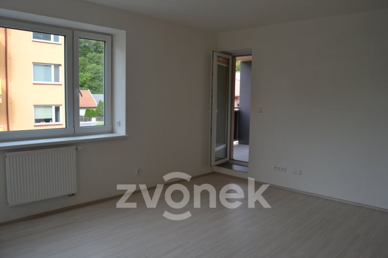 Pronájem bytu 2+kk 55 m², Vsetín - Rokytnice