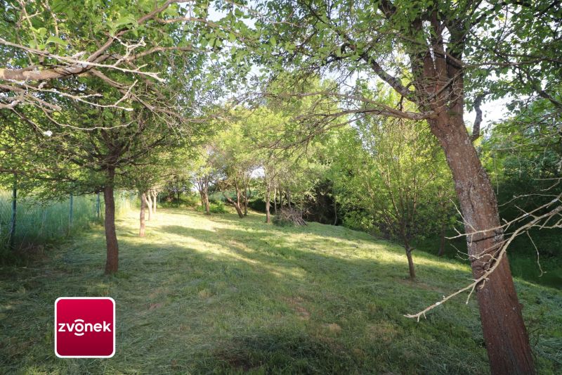 Prodej chalupy s velkými pozemky Kochavec, Štítná nad Vláří