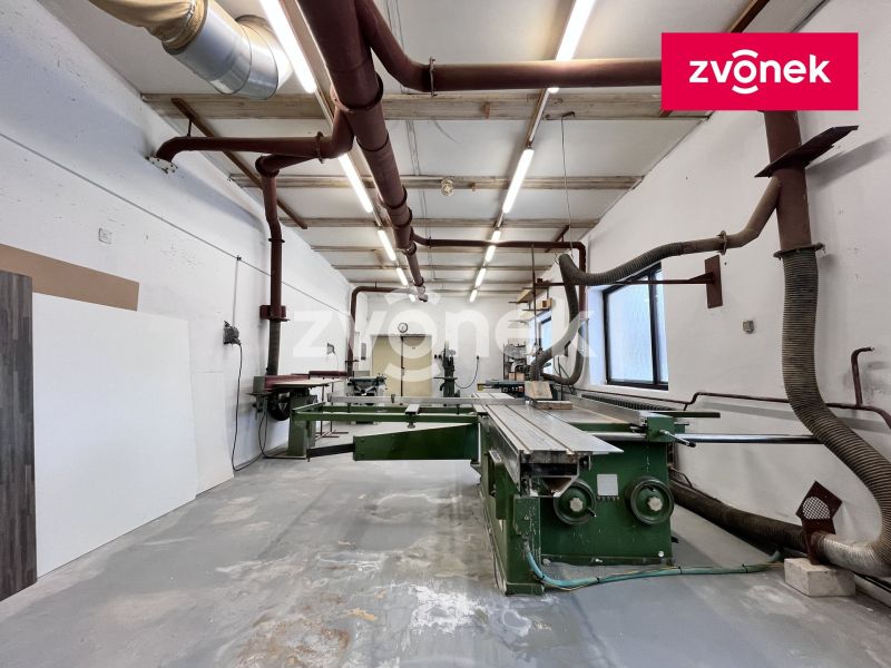 Pronájem skladu 210 m², Sazovice