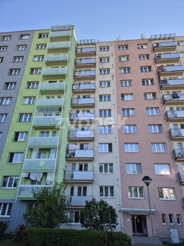 Pronájem bytu 2+1 51 m², Zlín - Malenovice