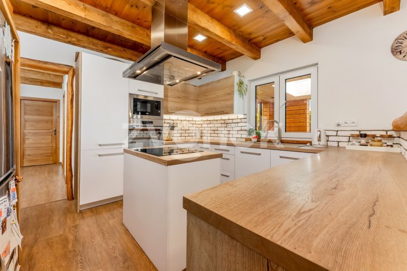 Prodej rodinného domu 4+kk, 191 m², Zádveřice-Raková