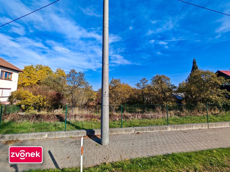 Stavební pozemek 1 505 m², Želechovice nad Dřevnicí