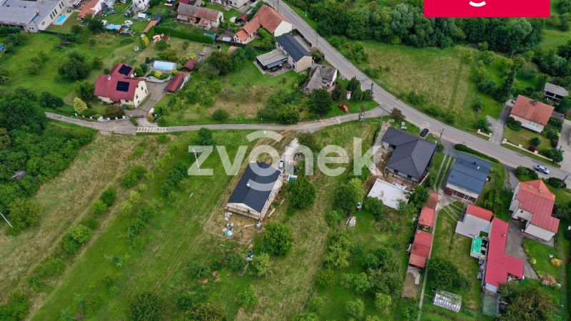 Prodej stavebního pozemku 2 630 m², Zlín - Lhotka