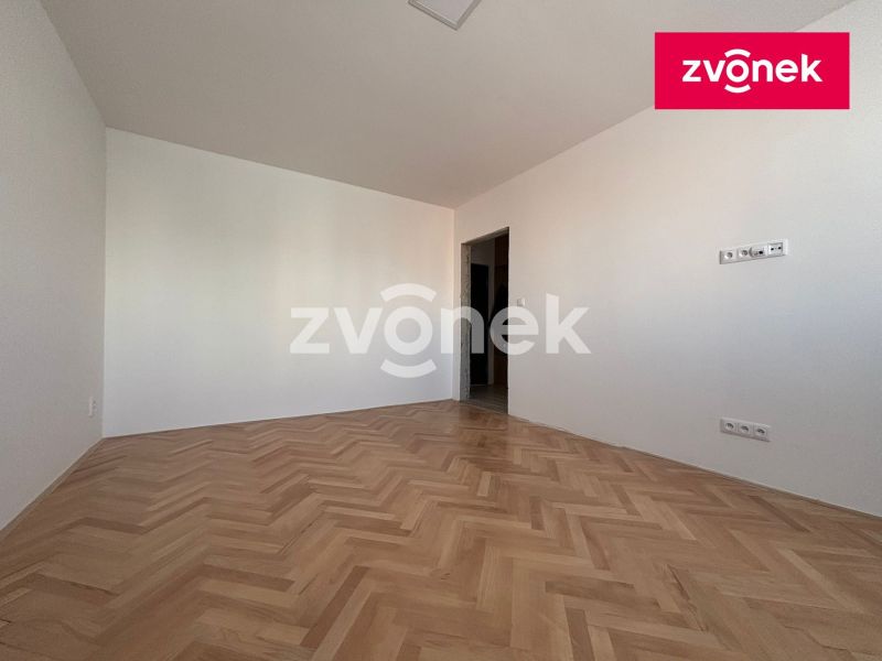 Pronájem bytu 2+1 56 m², Zlín - Malenovice