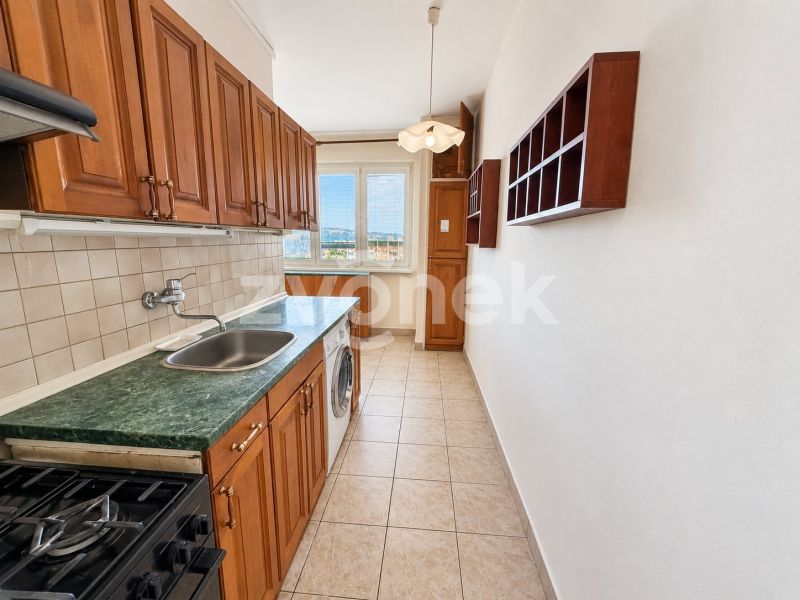 Prodej bytu 3+1 70 m², Zlín - Ševcovská