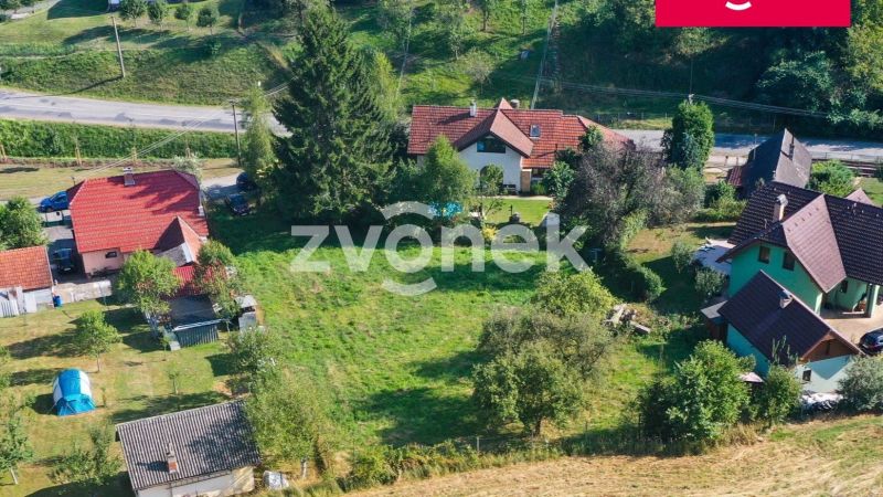 Prodej stavebního pozemku 923 m², Březůvky