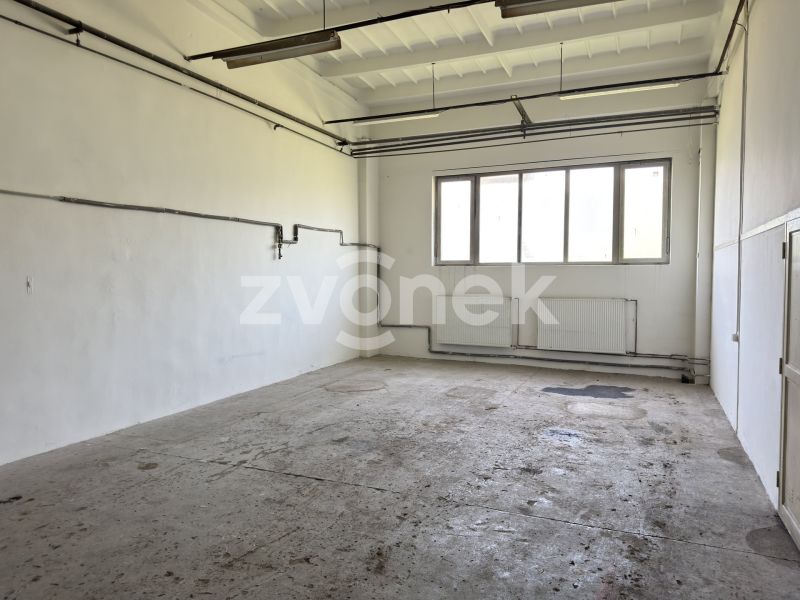 Pronájem dílny/skladu cca 90 m² s parkováním – Otrokovice, Napajedelská