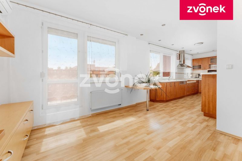 Prodej bytu 3+kk 71 m², Otrokovice - Kvítkovice