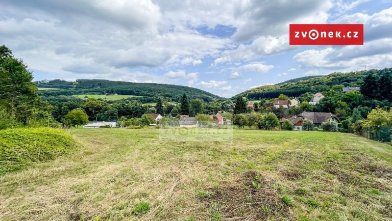 Prodej louky 4 990 m², Březůvky