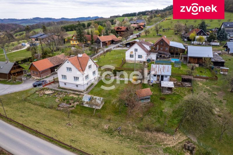 Prodej rodinného domu 300 m², Ublo