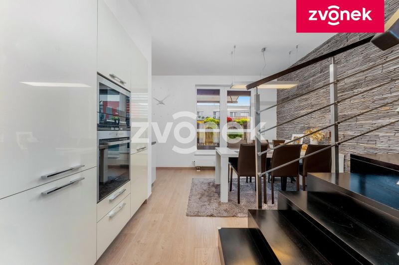 Prodej bytu 3+kk 100 m², Uherské Hradiště - Mařatice