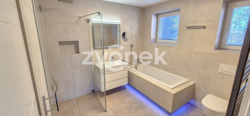 Pronájem bytu 2+1 75 m², Zlín - Kostelec