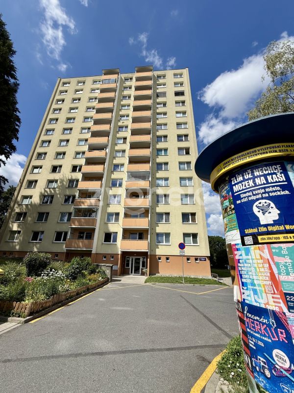 Prodej bytu 1+kk 28 m², Zlín - Prštné