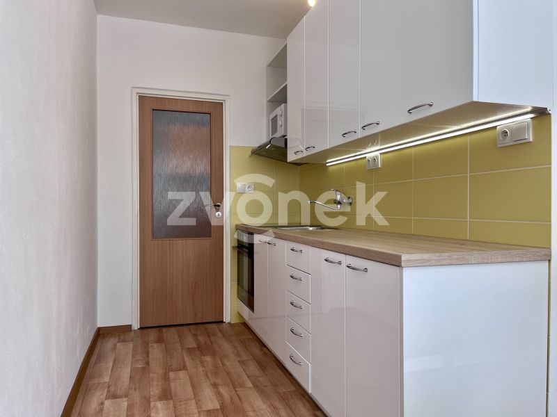 Pronájem bytu 3+1 68 m², Otrokovice - Kvítkovice
