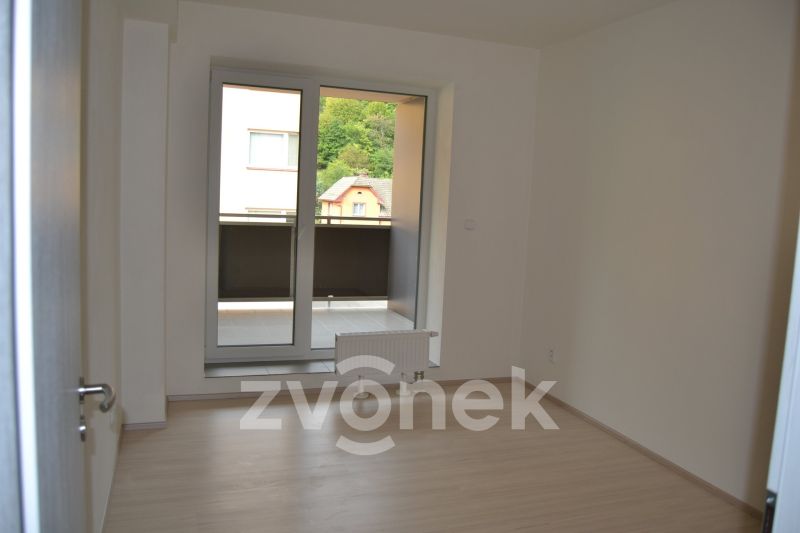 Pronájem bytu 2+kk 55 m², Vsetín - Rokytnice