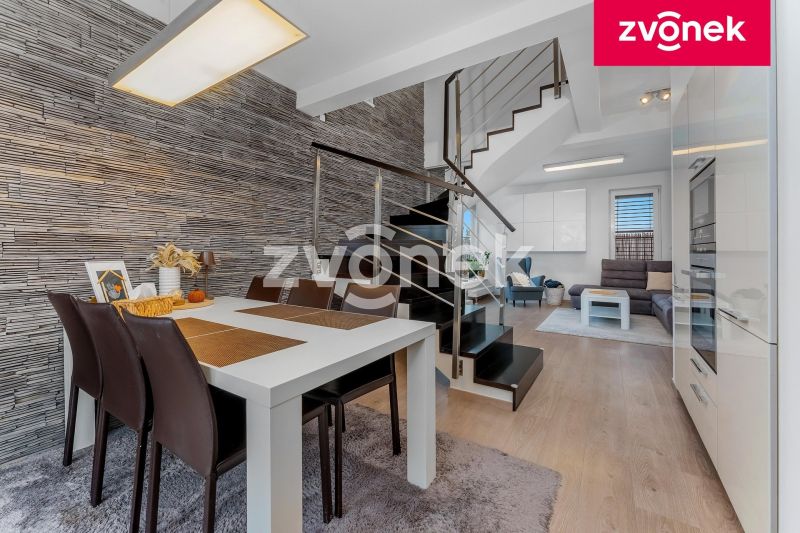 Prodej bytu 3+kk 100 m², Uherské Hradiště - Mařatice