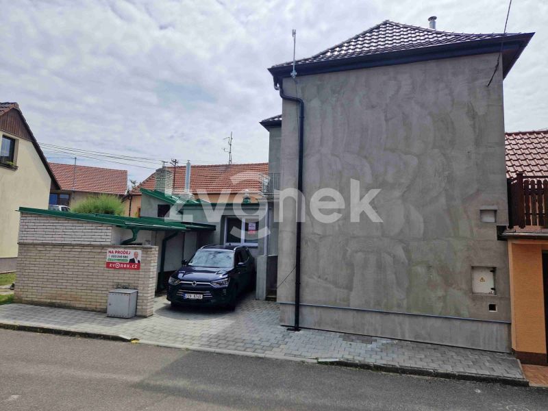 Prodej rodinného domu 3+1, Zlechov