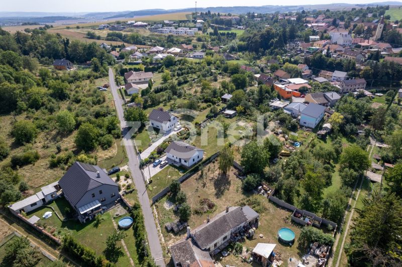Prodej stavebního pozemku 800 m², Kroměříž - Těšnovice