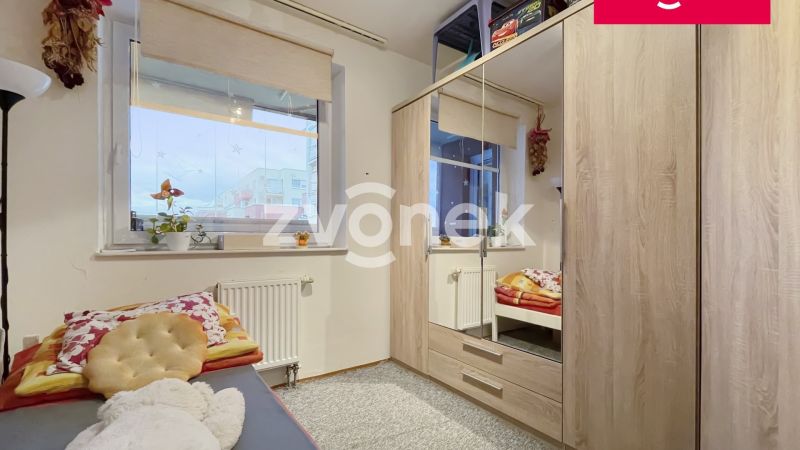 Bydlení v atraktivní lokalitě: Pronájem moderního bytu 3+kk s lodžií, ulice Podlesí I – Jižní Svahy !