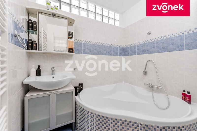 Prodej bytu 3+kk 71 m², Otrokovice - Kvítkovice