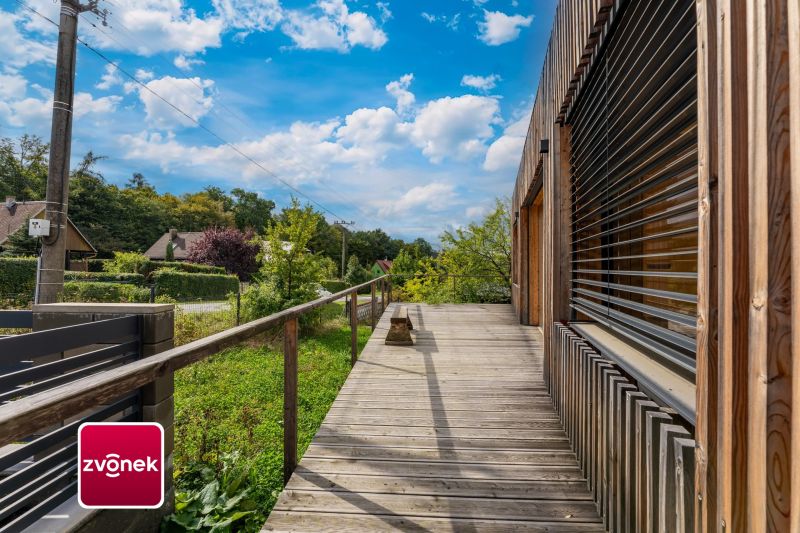 Prodej moderní pasivní novostavby 5+1, 145 m² – pomezí Rožnova a Dolní Bečvy
