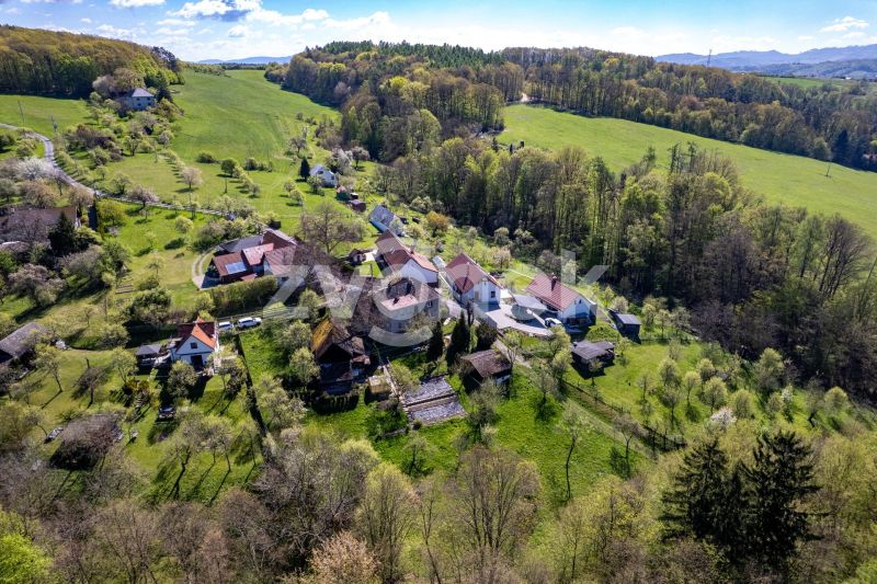 Prodej RD, Zlín - Štákovy Paseky, s velkou zahradou