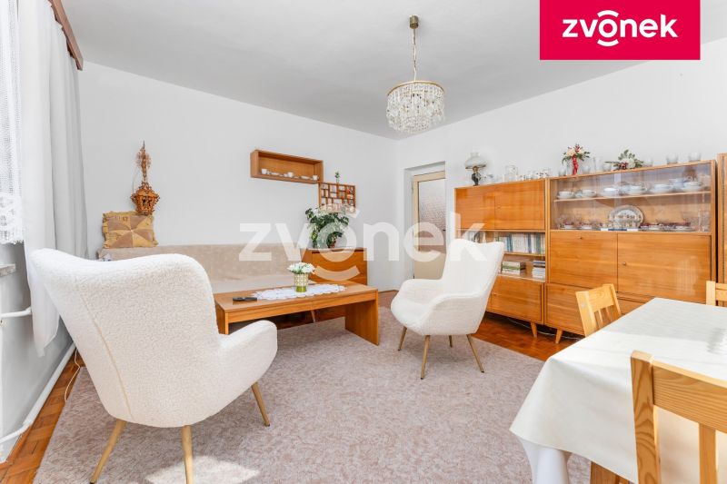 Prodej rodinného domu 300 m², Ublo