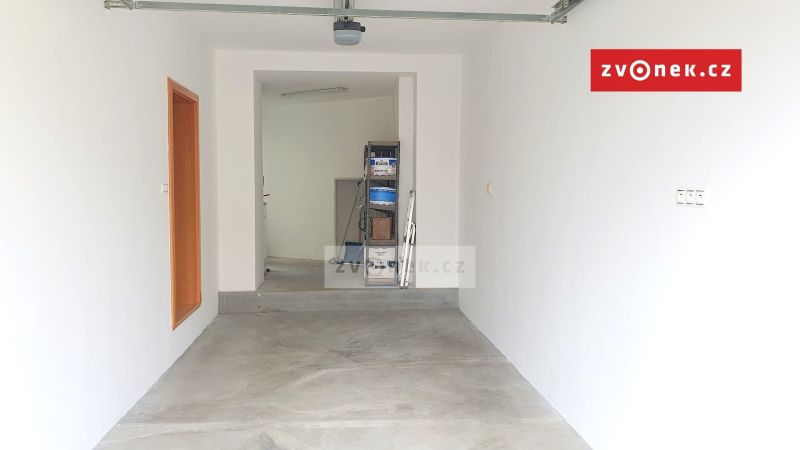 Pronájem rodinného domu 270 m², Zlín