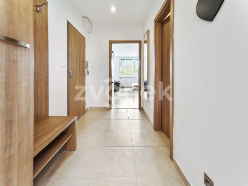 Pronájem bytu 2+kk 34 m², Zlín