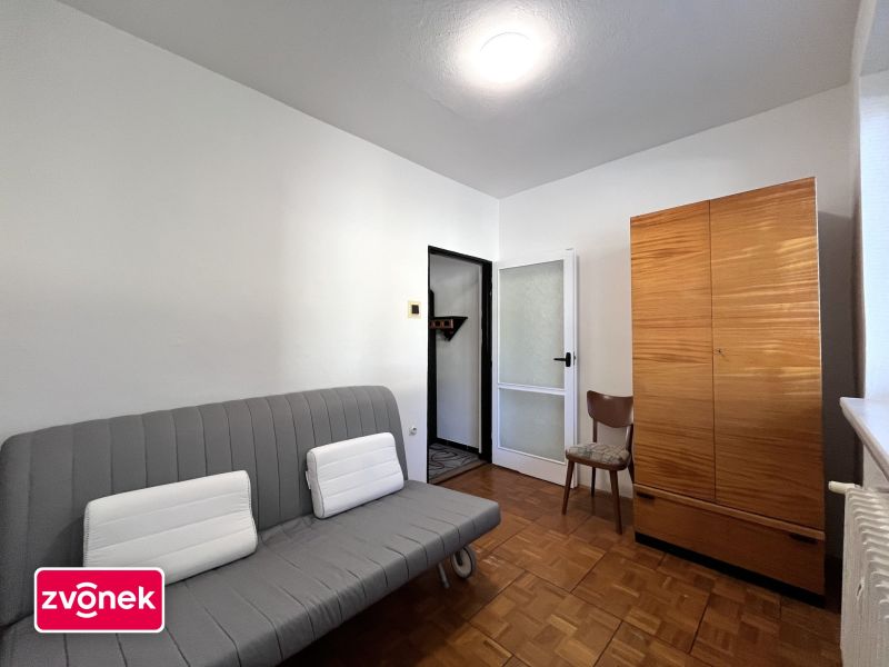 Pronájem vybaveného bytu 2+1 s balkonem – Zlín, ulice Sokolská