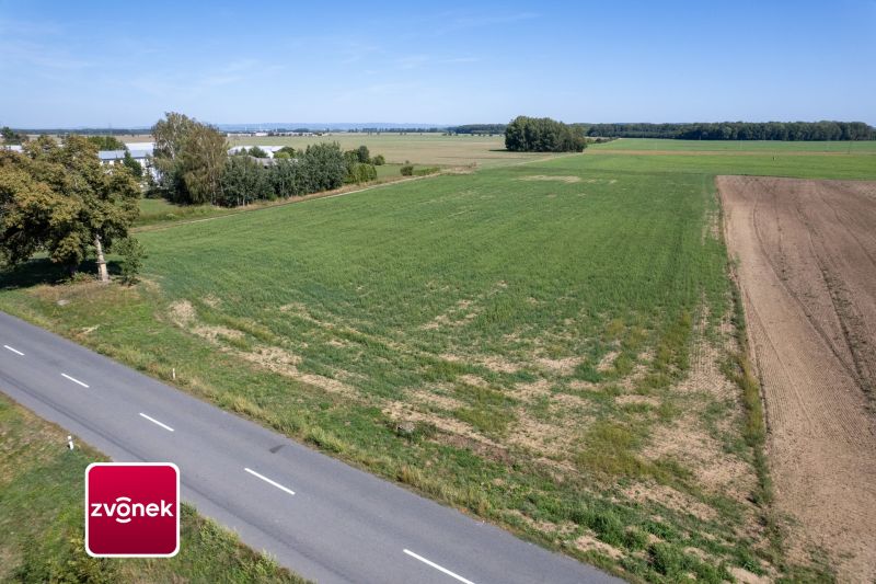 Prodej pozemku 12 000 m² v Plešovci s možností přikoupení navazujícího areálu