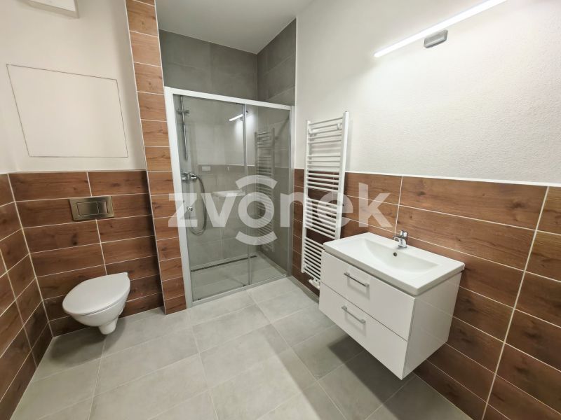 Pronájem bytu 1+kk 34 m², Otrokovice