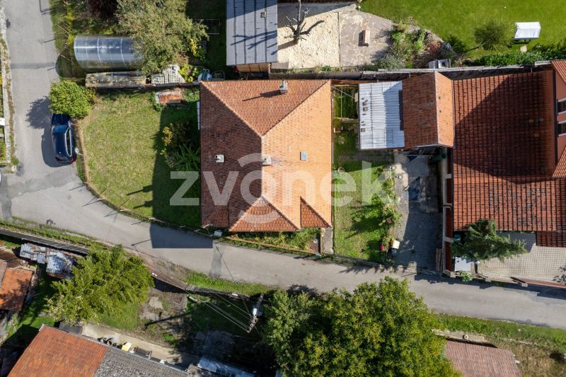 Rodinný dům 4+1 s možností rozšíření, Vlachovice